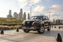 TOYOTA FORTUNER